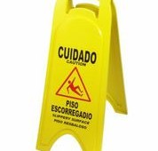 P7 – Placa Sinalizadora Piso Escorregadio